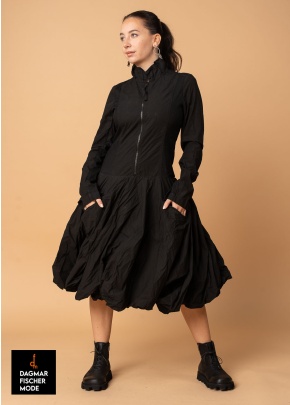 Balloon dress by RUNDHOLZ DIP in black