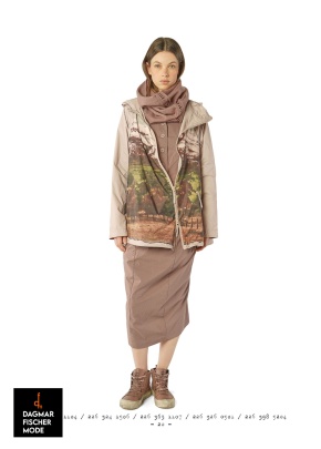 Shirt aus Baumwoll-Stretch von RUNDHOLZ BLACK LABEL in forest, park, lava, crystal & bronze