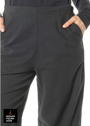 Weite Hose aus Baumwoll-Woll-Stretch von RUNDHOLZ BLACK LABEL in forest stripe & bronze stripe