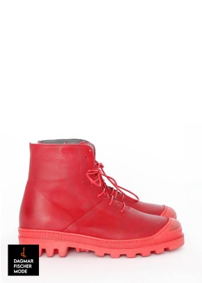 Schnürboot von LOFINA in Gasoline rosso