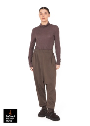 Weite Schlupfhose von SORT AARHUS in black
