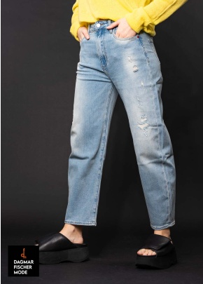 Jeans YOANA von Elias Rumelis in berry blue